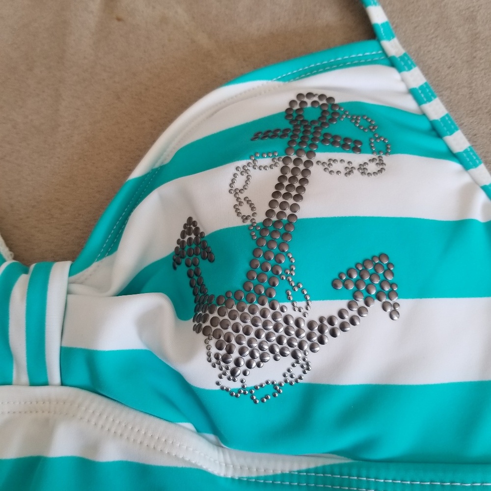 Halter bikini set - Picture 4 of 8